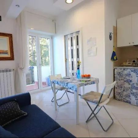 La Casetta Di Monica Apartment *