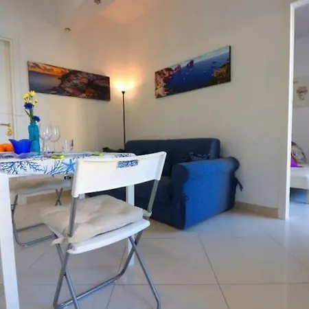 La Casetta Di Monica Apartment *
